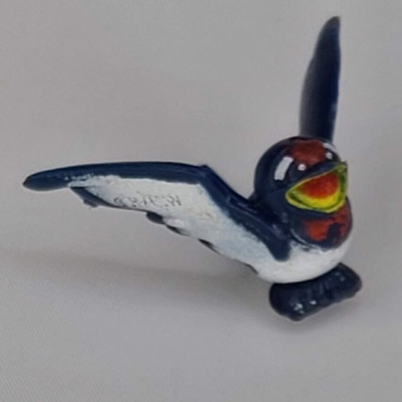 Pokemon 2006 Mini Vinyl R/L W Gumball Toy Miniature Size Tailow Action Figure - Picture 3 of 9